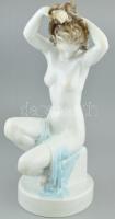 Herendi Tertia fürdőző nő, kézzel festett porcelán, kopásnyomokkal, Lux Elek terv, jelzett, m: 55 cm