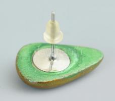 Zsolnay eozin máza porcelán fülbevalópár, jelzés nélkül, kopásnyomokkal, fém bedugó ragasztott, h: 1...