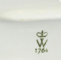 Wallendorf nyuszikat etető puttó, kézzel festett, jelzett, hibátlan, m:15 cm