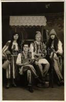 1927 Bucharest, Bukarest, Bucuresti, Bucuresci; Román zenészek / Romanian folklore, musicians. photo (vágott / cut)