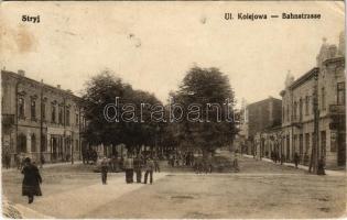 1915 Stryi, Stryj, Strij; Ul. Kolejowa / Bahnstrasse / street view, hotel, shops. Verlag Schönfeld (EB)