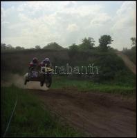 Menesdorfer Lajos (1941-2005) budapesti fotóművész hagyatékából, 21 db vintage NEGATÍV sokféle témár...