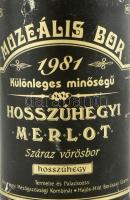 1981 Hosszúhegyi Merlot 1981, muzeális bor, hajós-bajai borvidék, szakszerűen tárolt, bontatlan pala...