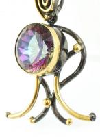 Ezüst (Ag) színjátszó kővel díszített medál láncon, jelzett, h: 76 cm, bruttó: 14,52 g