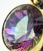 Ezüst (Ag) színjátszó kővel díszített medál láncon, jelzett, h: 76 cm, bruttó: 14,52 g