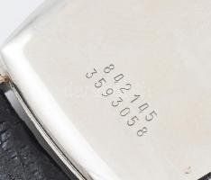 Universal Geneve mechanikus karóra, bőr szíjjal, működik, 3,5×3 cm