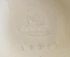 Moszkva-2 fényképezőgép, eredeti bőr tokjában, exponáló gomb nélkül