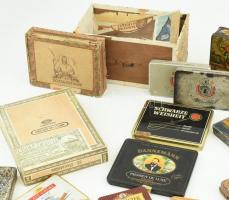 cca. 25 db fém reklámdoboz, (Pörkölt kávé, Bajtárs, Pest szivarka stb.) Kopott, sérülésekkel. Vegyes...