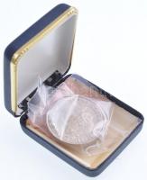 Nagy-Britannia 2002. 5P Cu-Ni "Erzsébet anyakirálynő emlékére" T:1
Great Britain 2002. 5 ...