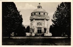 1940 Krasznahorkaváralja, Krásnohorské Podhradie; Andrássy mauzóleum. Fuchs József kiadása / mausoleum