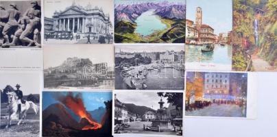 770 db régi külföldi városképes lap, érdekes, változatos anyag cipős dobozban. / Shoebox full of old...