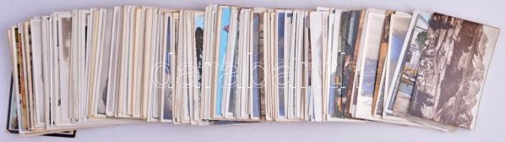 Kb. 170 RÉGI főleg osztrák és német város képeslap jó minőségben / Cca. 170 pre-1945 Austrian and Ge...