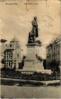 Rimaszombat, Rimavská Sobota; Tompa Mihály szobor / statue (gyűrődések / creases)