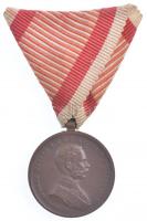 1914. "Ferenc József Bronz Vitézségi Érem (Der Tapferkeit)" Br kitüntetés mellszalaggal T:1- Hungary 1914. "Bronze Gallantry Medal (Der Tapferkeit)" Br decoration with ribbon C:AU NMK 137.