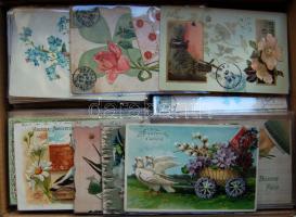 DOMBORNYOMÁSÚ / EMBOSSED 360 régi motívum képeslap / 360 old thematic postcards