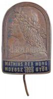 1940. Mathias Rex Hung. MDEOSZ (Magyar Dalegyletek Országos Szövetsége) 1440-1940 Győr zománcozott bronz jelvény (34x23mm) T:2- sérült tű
