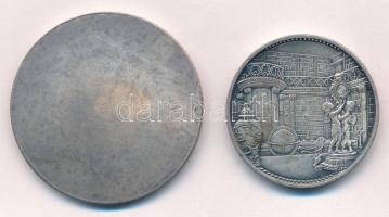 DN "Keszthely" ezüstpatinázott fém (32mm) + "Körmöcbánya" ezüstözött fém emlékér...