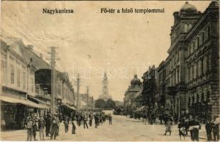 Nagykanizsa, Fő tér a felső templommal, üzletek (gyűrődés / crease)