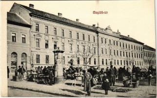 Pécs, Majláth tér, piac (vágott / cut) (képeslapfüzetből / from postcard booklet)