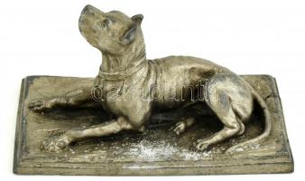 Kutya szobor, fém szobor. Sérüléssel a talapzaton. 13x6,5 cm