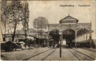 1915 Püspökladány, vasútállomás faszerkezetes előcsarnoka (fl)