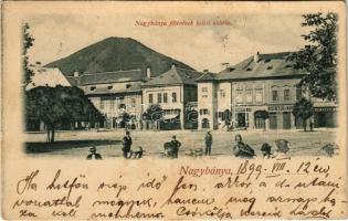 1899 (Vorläufer) Nagybánya, Baia Mare; Fő tér keleti oldala, Kindris, Herskovits, Rosenfeld és Platthy üzlete / square, shops