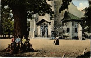 1917 Igló, Zipser Neudorf, Spisská Nová Ves; Római katolikus templom oldala. Dörner Gyula kiadása / church park