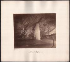 cca 1890-1900 Dobsina, jégbarlang, második terem, kartonra kasírozott, feliratozott fotó, 20x16,5 cm / Dobschauer Eishöhle / Dobšinská ľadová jaskyňa / ice cave, vintage photo, 20x16.5 cm