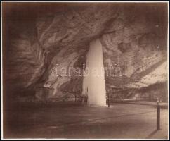 cca 1890-1900 Dobsina, jégbarlang, második terem, kartonra kasírozott, feliratozott fotó, 20x16,5 cm...