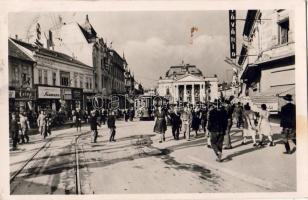 Nagyvárad mit Sraßenbahn Foto AK