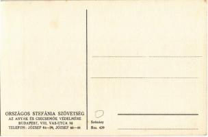 Szőlő, gyümölcs bármilyen jó, csecsemőnek mégsem való. És ha mégis neki adod: szemfedőjét csinálhato...