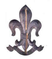 Románia ~1930-1940. "C A R - Gata ori Cand" ezüstözött fém cserkész sapkajelvény (36x26mm)...