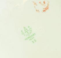 Hollóházi porcelán váza. Kézzel festett, jelzett, kis kopásokkal m: 18 cm 