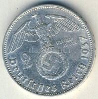 Német 3. Birodalom 1937A 2M Ag "Hindenburg" T:3+/3 apró ph