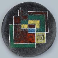 Pál Ilona (1937-):Falitál (Geometrikus kompozíció). Színes mázakkal festett kerámia, jelzett, hibátlan d:25cm
