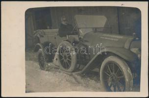 1917 Opel katonai személygépkocsi, K.u.k. Kraftfahrtruppe, Kraftwagenkolonne No. 167, fotó képeslapként elküldve, katonai pecsétekkel, szép állapotban, 8,5×13,5 cm