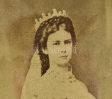 1867 Wittelsbach Erzsébet (Sisi, 1837-1898) magyar királyné, osztrák császárné keményhátú fotója mag...