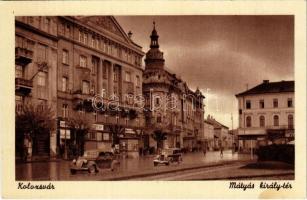 Kolozsvár, Cluj; Mátyás király tér, autók, üzletek / square, automobiles, shops