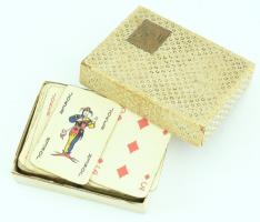 Mini römi kártya dobozban, kissé piszkos, lapméret: 6,5×4,5 cm