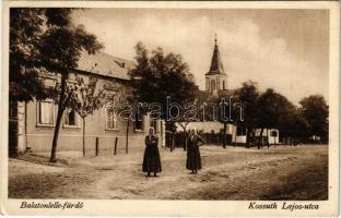 Balatonlelle, Kossuth Lajos utca. Wollák József utóda kiadása (EK)