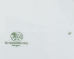 Hutschenreuter karácsonyi mintás tál. Falra akasztható, biszkvit peremmel. Matricás, jelzett, hibátl...