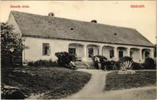 Ajnácskő, Hajnácka; Simonffy úrilak, kastély, lovaskocsi. Fogyasztási Szövetkezet kiadása / castle, villa, horse-drawn carriage