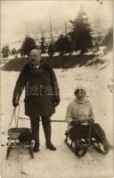 1921 Ótátrafüred, Ó-Tátrafüred, Alt-Schmecks, Stary Smokovec (Magas-Tátra, Vysoké Tatry); téli sport, szánkózás / winter sport, sledding. Wehter Fotograf, photo