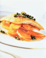 Ramsay, Gordon: Mennyei halételek. 2007, TB. Kiadói kartonált kötés, papír védőborítóval, jó állapot...