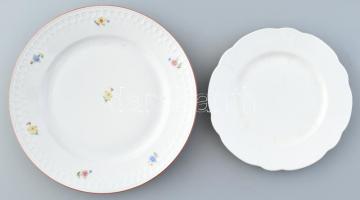 Zsolnay porcelán tál, 2 db, jelzett, kopásnyomokkal, d: 18,5 és 24 cm