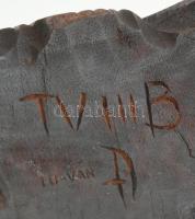 Faragott egzotafa keleti bölcs figura, kopott, jelzett, m:22cm