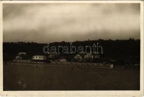 1931 Balatonfűzfő, Strand, fürdőzők, villák (EK)