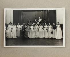 3 db régi fotó album: 1943-1952: Erdély, Fonyód, Budapest, Jégpálya, Balatonszárszó, Pomáz, cca 180 ...