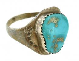 Ezüst(Ag) gyűrű türkizszínű kővel, jelzett, méret: 60, bruttó: 5,6 g