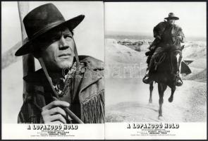 1968 ,,A lopakodó Hold című amerikai western filmről készült 9 db produkciós filmfotó, 24x18 cm